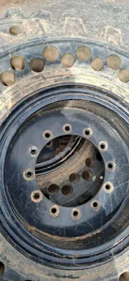 6,000 LB X 24' GRADALL MODEL #524 OFF ROAD TELEHANDLER, WITH SOLID RUBBER TIRES: YOBRO #25163