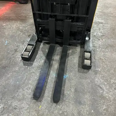 Used 2021 Yale NR045EB Reach Trucks New York US | United Lift #1516590