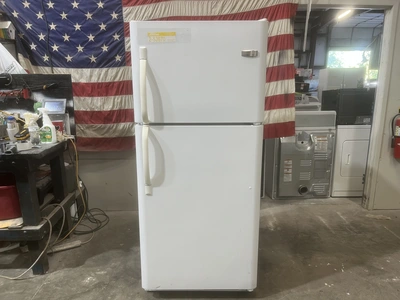 Used FRIGIDAIRE FREEZER ON TOP Refrigerators Michigan US | Miedema Asset Management Group #1313568
