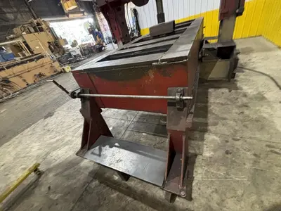 400 TON MILLHOFF ROLLING FRAME HYDRAULIC STRAIGHTENING PRESS: YOBRO #24002