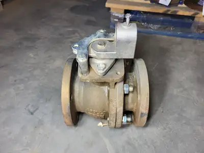 USED 2012 APOLLO 88A24001