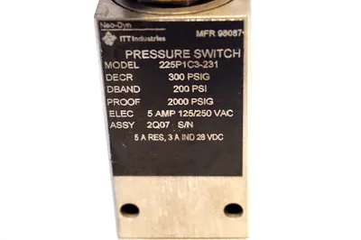 NEW ITT INDUSTRIES 225P1C3-231 PRESSURE SWITCH 225P1C3231