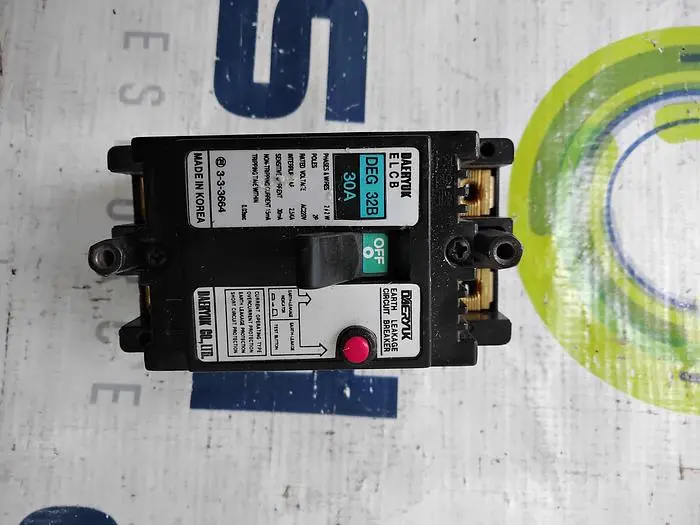 Used FUJI ELCB DEG 32B Circuit Breakers | SMT Resource #484992