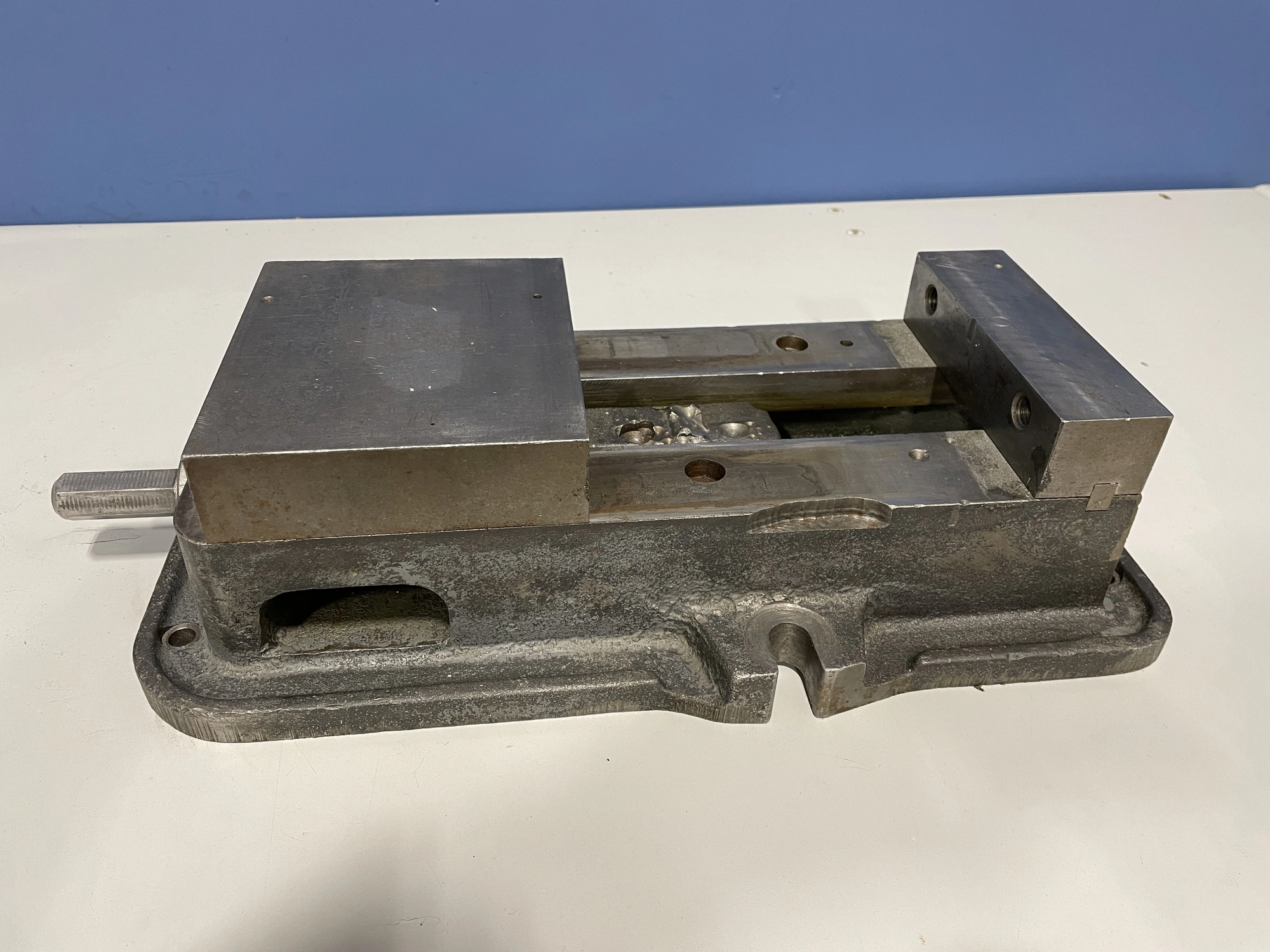 USED KURT D60