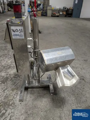 USED Safeline Safeline Metal Detector, Model XS/76X22/BECON/RC