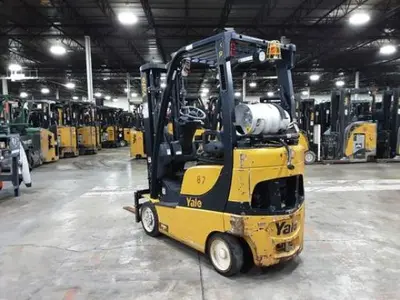 USED 2017 YALE GLC030