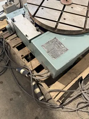 USED KNIGHT 24