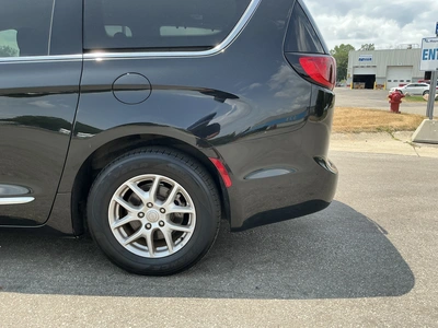 Used 2020 CHEVROLET PACIFICA Vans Michigan US | Miedema Asset Management Group #1321281