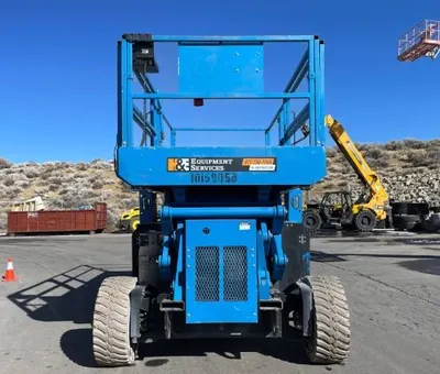 USED 2018 GENIE GS-4390