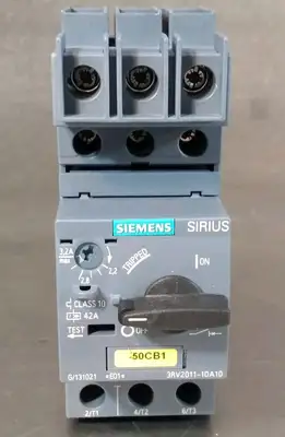 Siemens 3RV2011-1DA10 w/ 3RV2928-1H Sirius Circuit Breaker Loc4D4