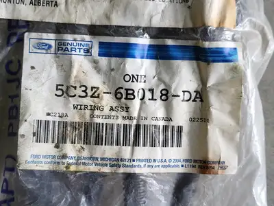 NEW FORD 5C3Z-6B018-DA