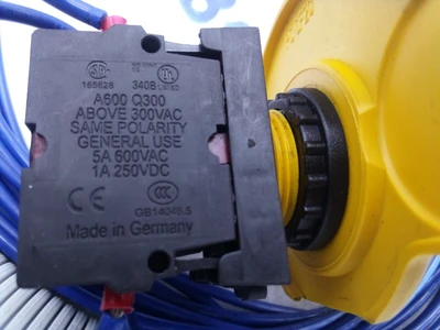 USED Moeller 3SB3801-0EF3