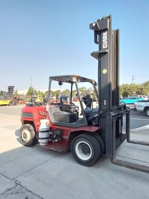 USED 2017 CLARK C75
