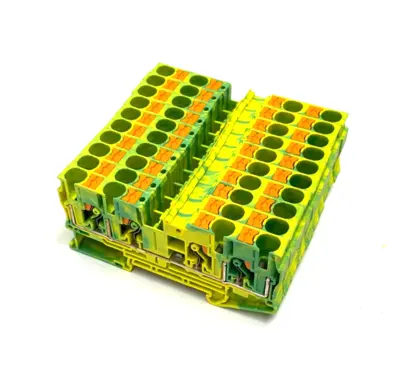 3212950 | Phoenix Contact  Prot. Conductor Terminal Block PT 6-QUATTRO-PE LOT OF 9 - New Other