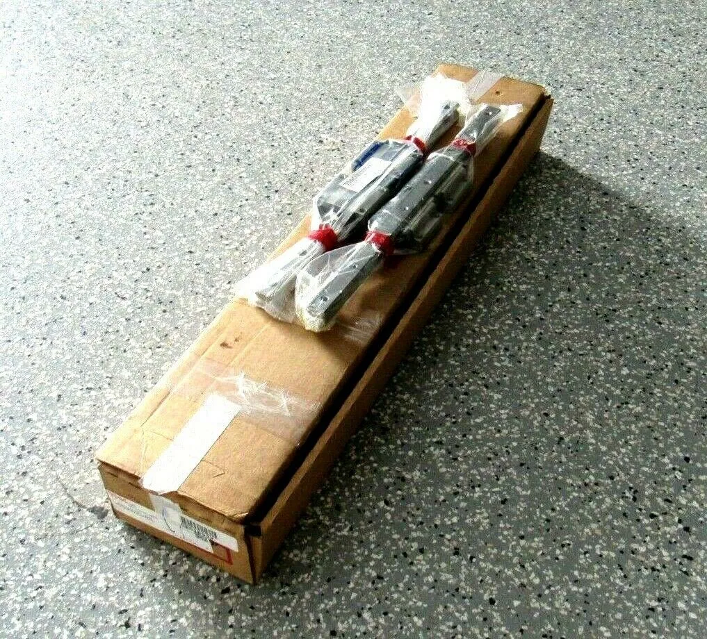 LOT OF 2 NEW THK HSR25A2UUC0+460L LINEAR GUIDE RAILS HSR25A2UUC0460L