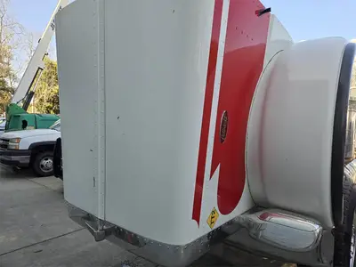 USED 2012 PETERBILT 388