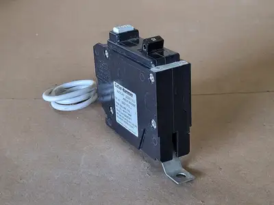 USED EATON QBGF1015
