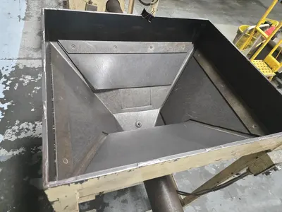 (1) Auger Hopper