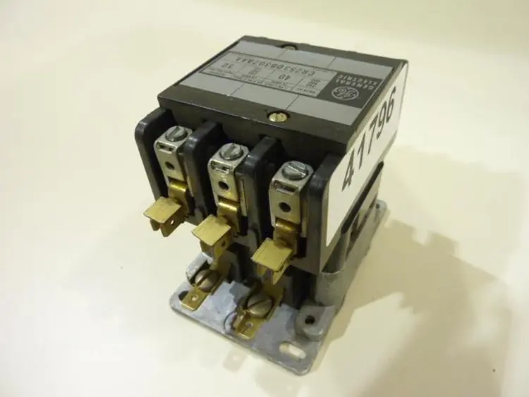 Used GENERAL ELECTRIC / GE CR253DB302AAA PLC Contactors | Ideal Machinery #622295