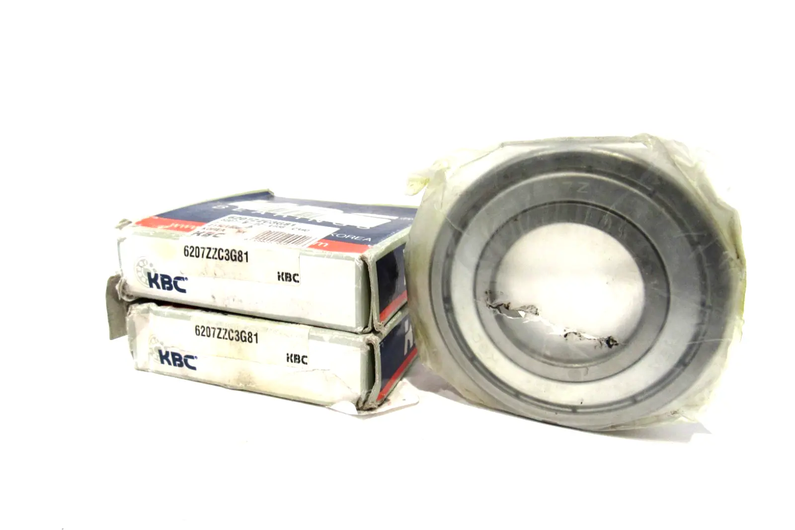 LOT OF 2 NEW KBC 6207ZZC3G81 BEARINGS