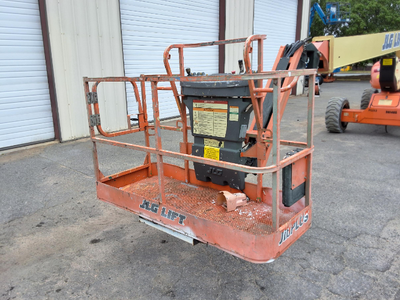USED 2017 JLG M600JP