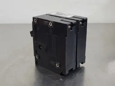 Used EATON CUTLER-HAMMER BR220 Switchgears British Columbia CA | Lenmark #238532