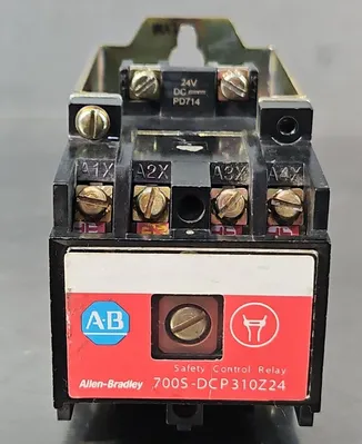 Allen Bradley 700S-DCP310Z24 24 Ser A VDC Coil Safety Relay. 4C-21