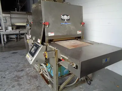 USED 2000 AM MANUFACTURING APACHE 24