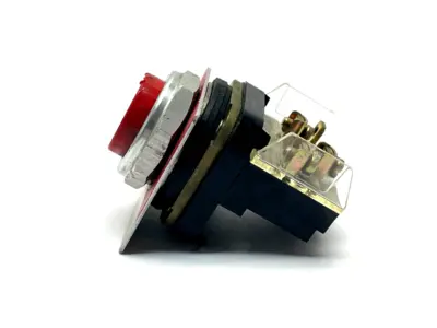 800T-B6 | Allen Bradley  Ser. T Pushbutton Switch w/ 800T-XA Contact - Used