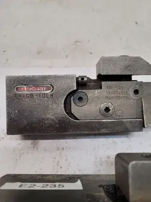 USED MANCHESTER T-10 LH – TOOL HOLDERS