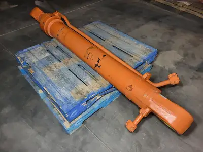USED HITACHI YA00044323