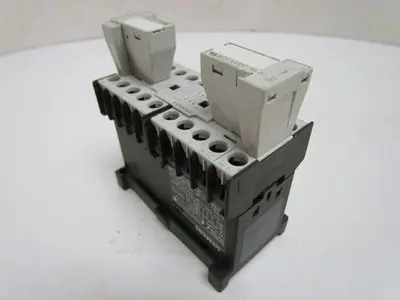Siemens 3TD2000-1BB4 3tX4490-3A Contactor 9 Amp 3 Pole Reversing 24VDC Coil