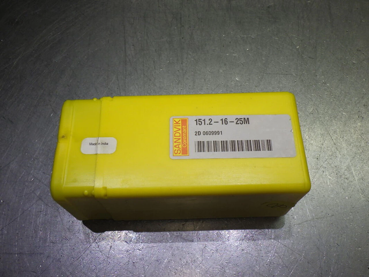 Sandvik 1"x1" Indexable Grooving/Parting Blade Holder 151.2-16-25M (LOC3507)