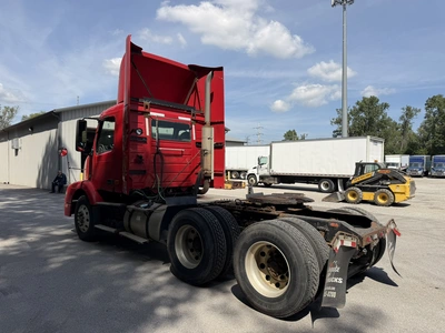 Used 2007 VOLVO VNM Conventional trucks Indiana US | Miedema Asset Management Group #1414504