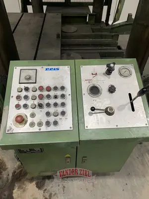Reis 110 Ton 4-Post Hydraulic Spotting Press, Model TUS160 0K-100, 03.141.00