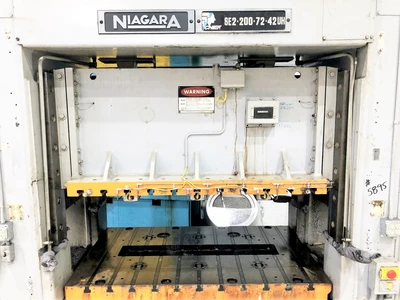 USED 1988 NIAGARA NIAGARA SE2-200-72-42-UH PRESS