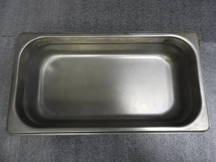 Used Isaac Peoria Used Choice 1/3 size stainless steel steam table pan 12-3/4x7x 2-1/2 C IP Steam Pans Illinois US | Falcon Restaurant Supply #1376574