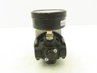 Fairchild 10233 Kendall Pressure Regulator 0.5-30PSI Range 500 PSIG Max 3/8" NPT