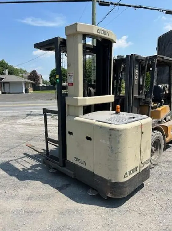 Used CROWN EQUIPMENT CORPORATION SP301030-S Misc Forklifts | MICHAM2813 INC #507563