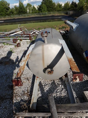 271 Gallon 304 Stainless Vertical Tanks