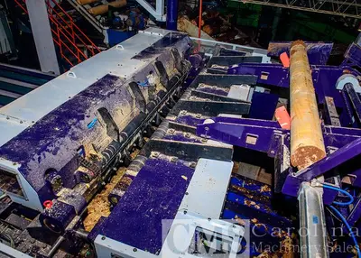 USED VANTEC 9' VENEER LATHE