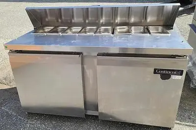 Continental Sandwich Makeup Table