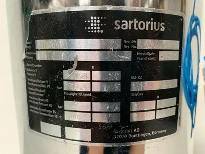 USED SARTORIUS 10 LITER STAINLESS STEEL 20" X 7" VESSEL W/ PNEUMATIC HOSE