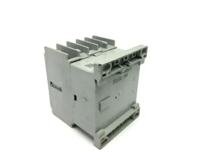 USED ALLEN-BRADLEY MINIATURE CONTACTOR