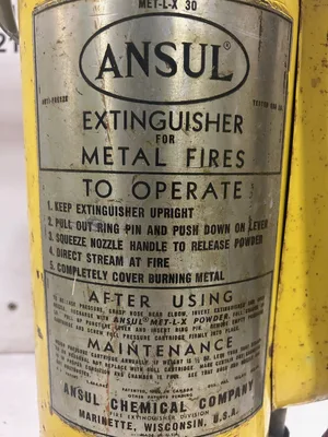 ANSUL MET-L-X Class D Flammable Metal/Magnesium Fire Extinguisher 30 lb.