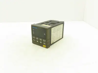 Honeywell UDC3000 Digital Temperature Controller DC300K-0-000-10-0000-0