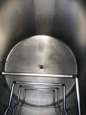 VIATEC 400 Gal Mix Tanks | Envoy Equipment LLC (2)