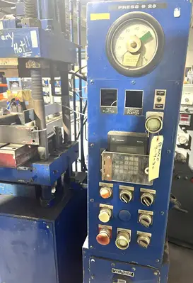 USED 1985 WABASH WABASH 50-1515-2PTMAC PRESS