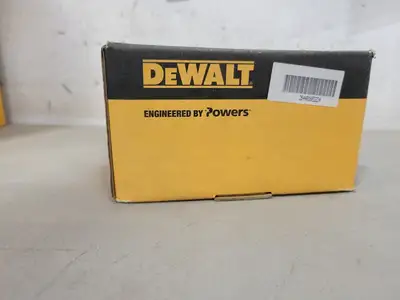 NEW DEWALT PFM2211280