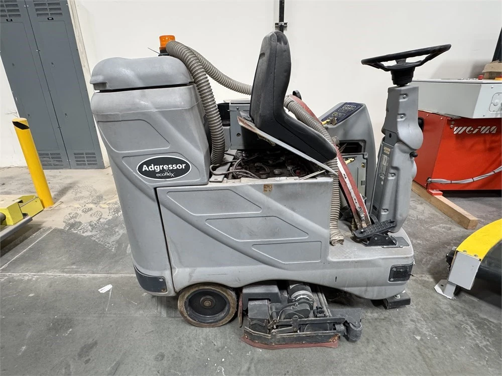 Used ADVANCE ADGRESSOR X3520C (56381006) Washers/Scrubbers Florida US | MachineryMax #1462198